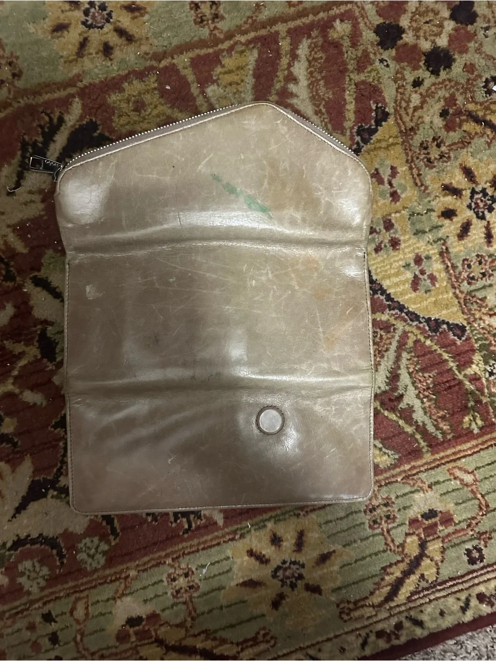 HOBO International Leather Wallet Taupe Zip Around Organizer Distressed classic